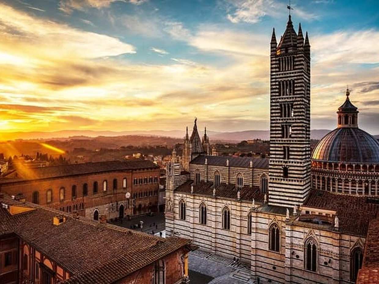 Siena Scavenger Hunt & Highlights Self-Guided Walking Tour in Italy, photo 2