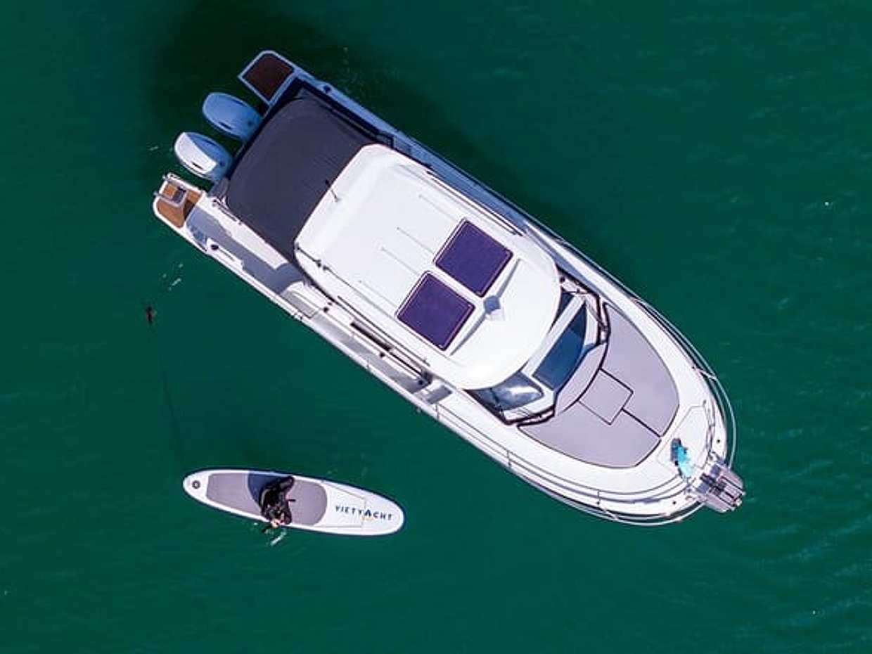 3-Hour Private Yacht Discover the Spectacular of Ha Long Bay, photo 4