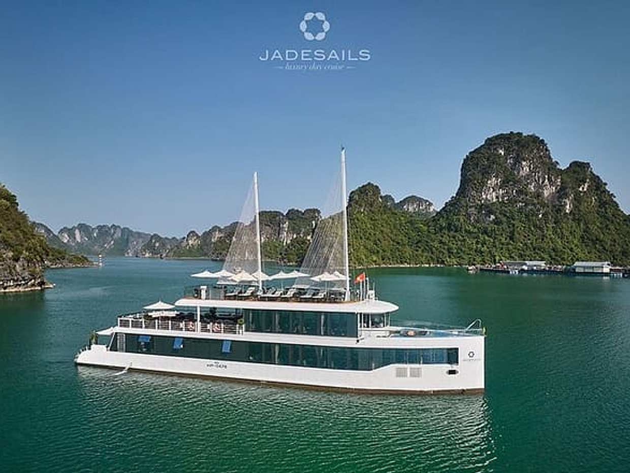 Jadesails Cruise - The Most Luxurious Day Cruise in Halong Bay & Lan Ha Bay, Vietnam