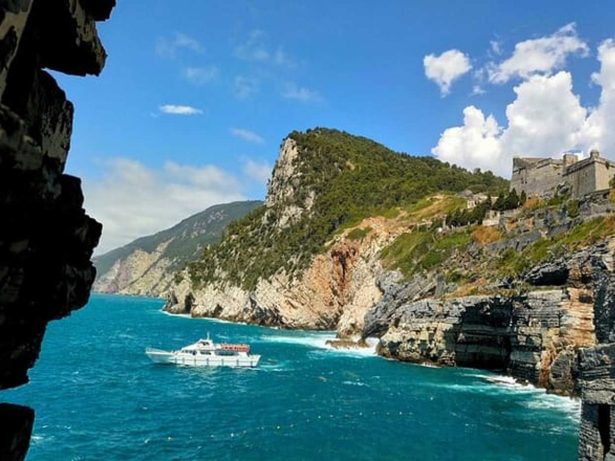 Discover La Spezia - Castle, Historic Streets & Seafront Gardens, photo 5