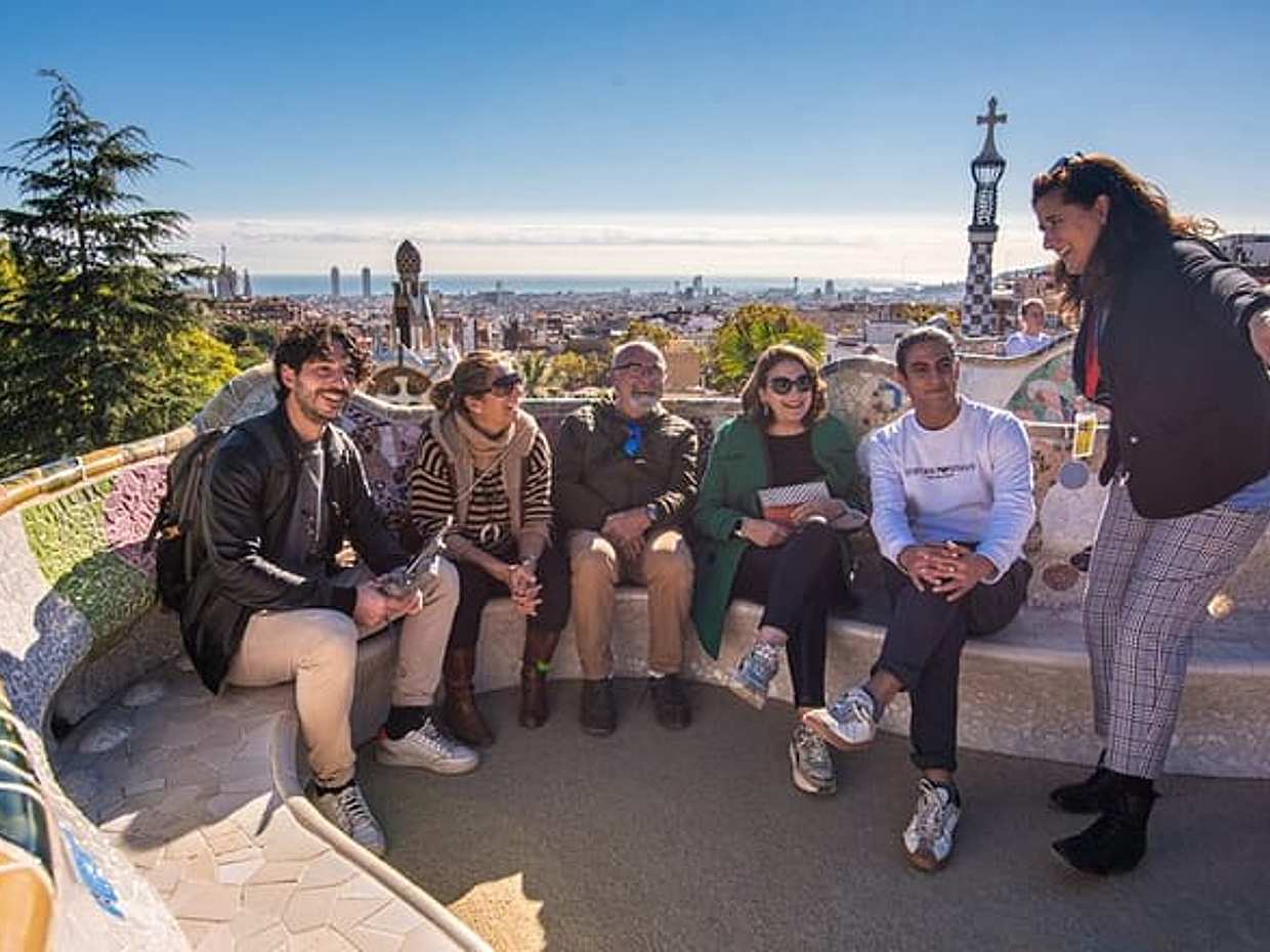 Park Guell Small Group Guided Tour with Skip the Line Ticket, photo 4