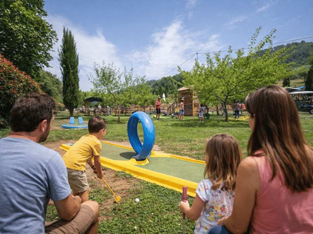 Lucca: Dinosaurs, Animals & Shows at Serbacco Family Park, photo 4
