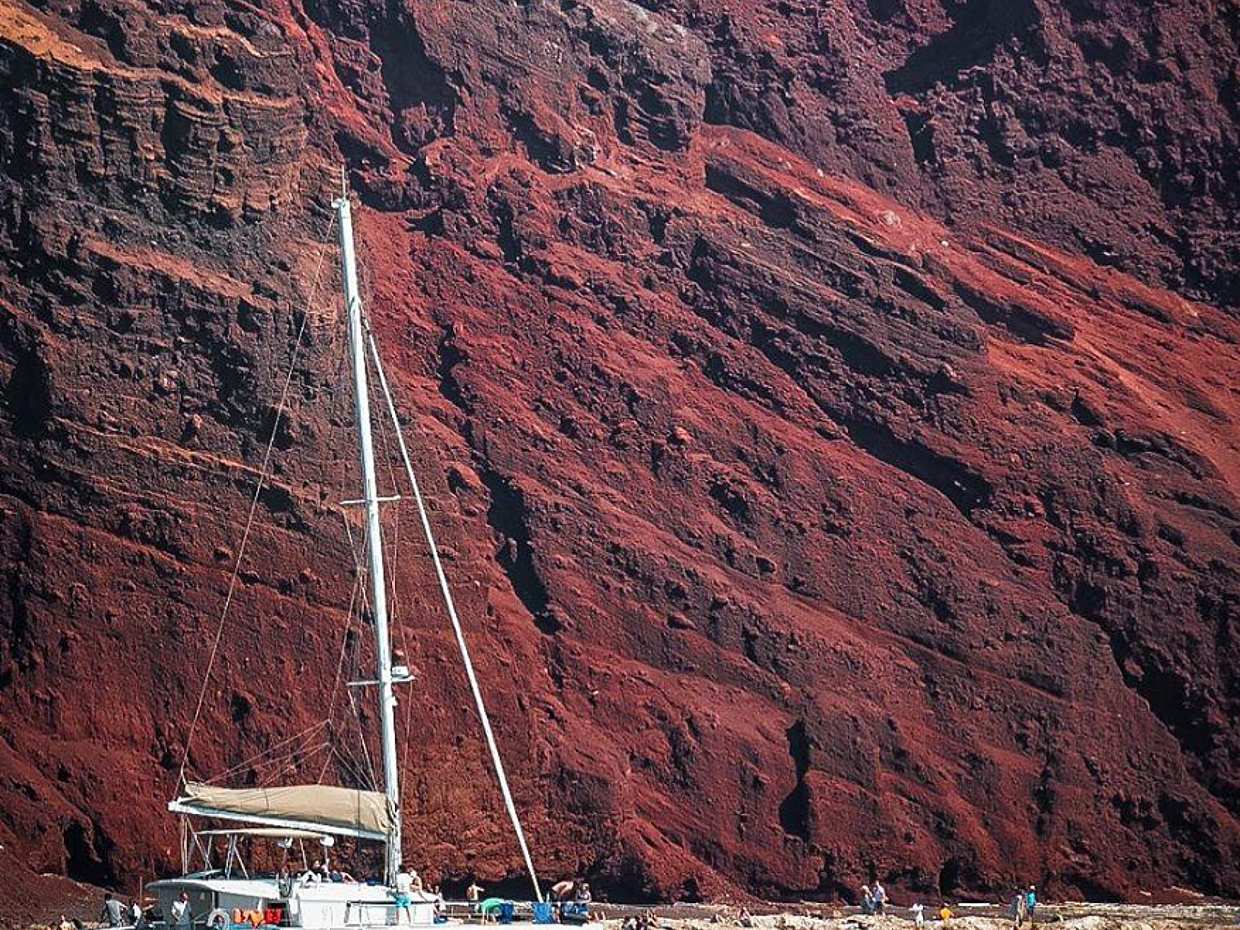 Luxury Sailing Catamaran Daytime Cruise with BBQ & Cocktails in Greece, Santorini