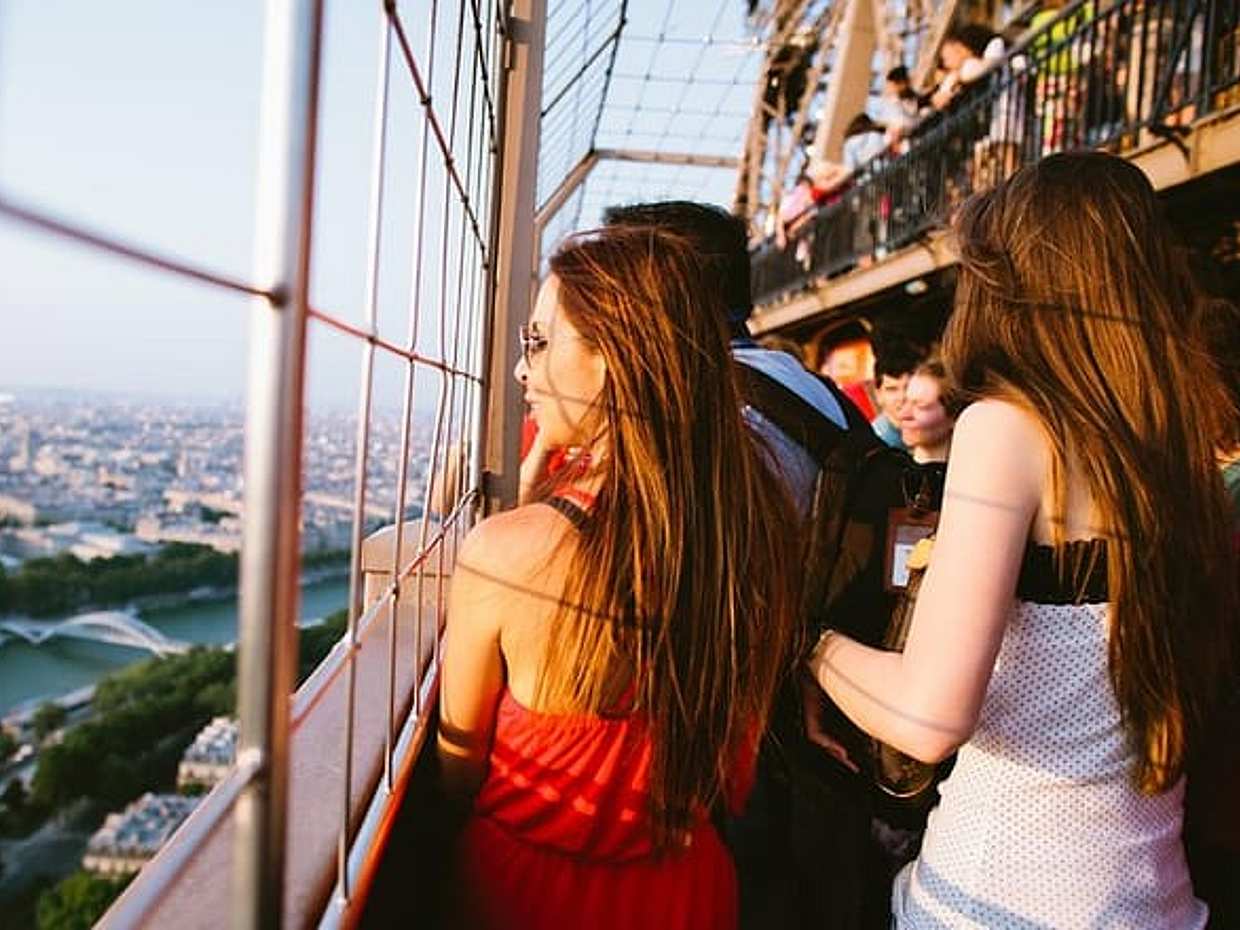 OT Paris Eiffel Tower 2nd Level English Guided Tour with Ticket For Summit, photo 2