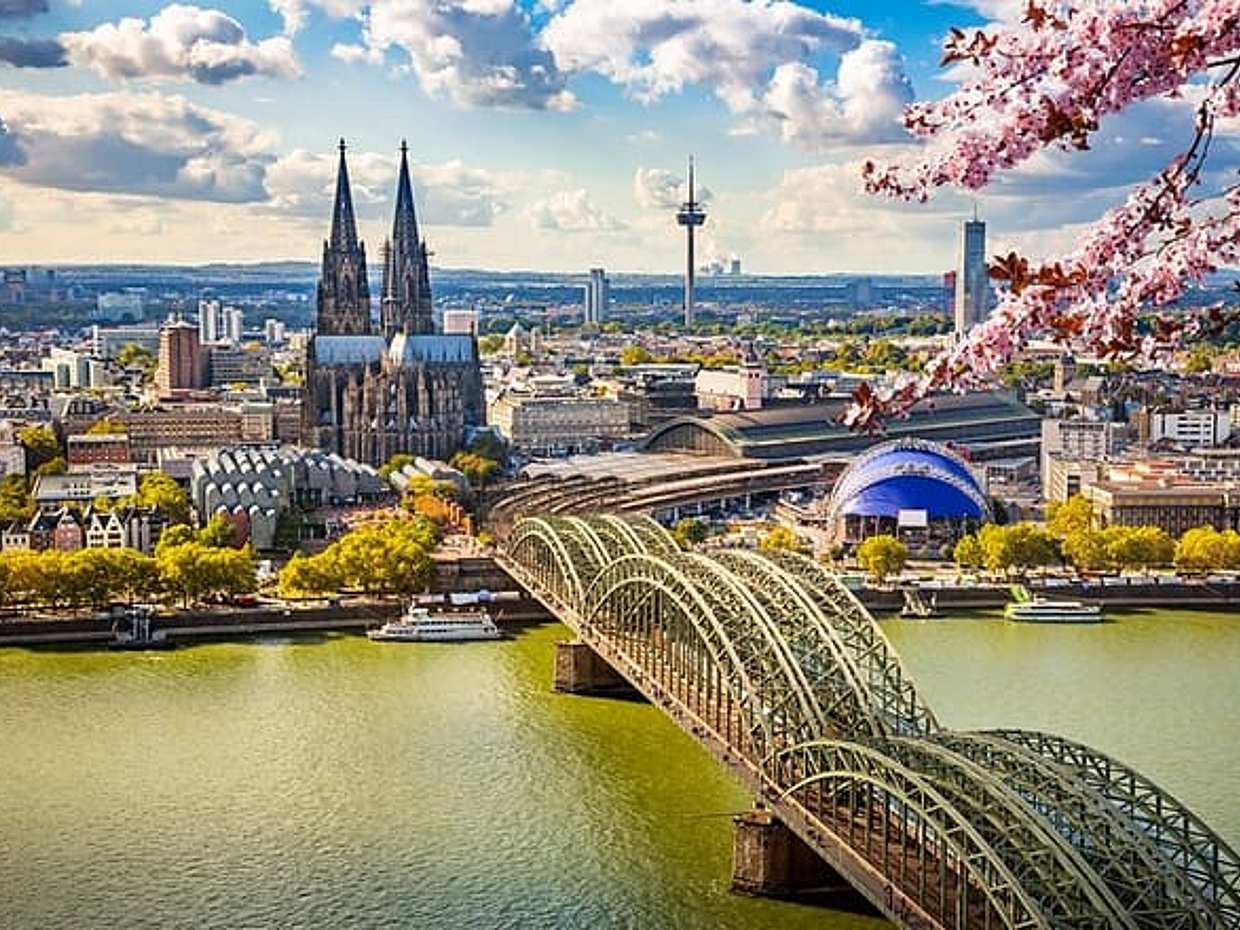 "Privétransfer van Brussel naar Keulen, 2 uur Sightseeing-stop in België", photo 2