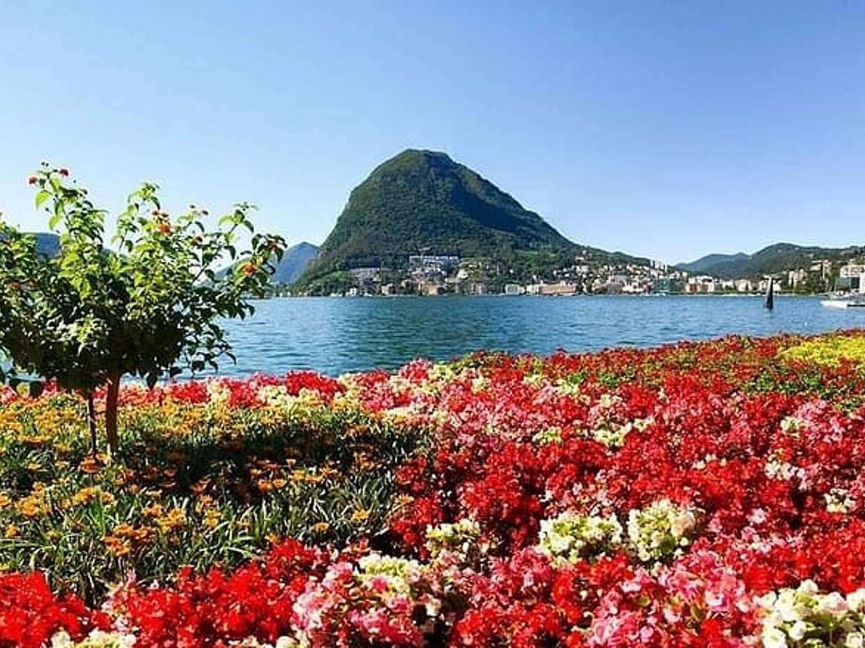 Lake Como and Bellagio Bliss Full Day Trip with Panoramic Cruise, photo 2