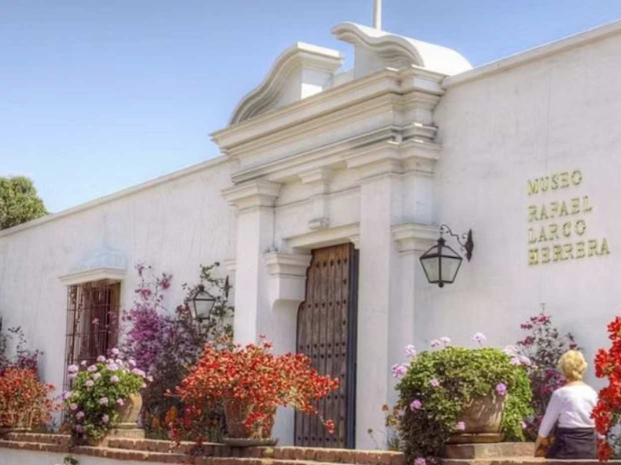 Lima: tour guiado con el Museo Larco y la Casa Aliaga en Perú, photo 2