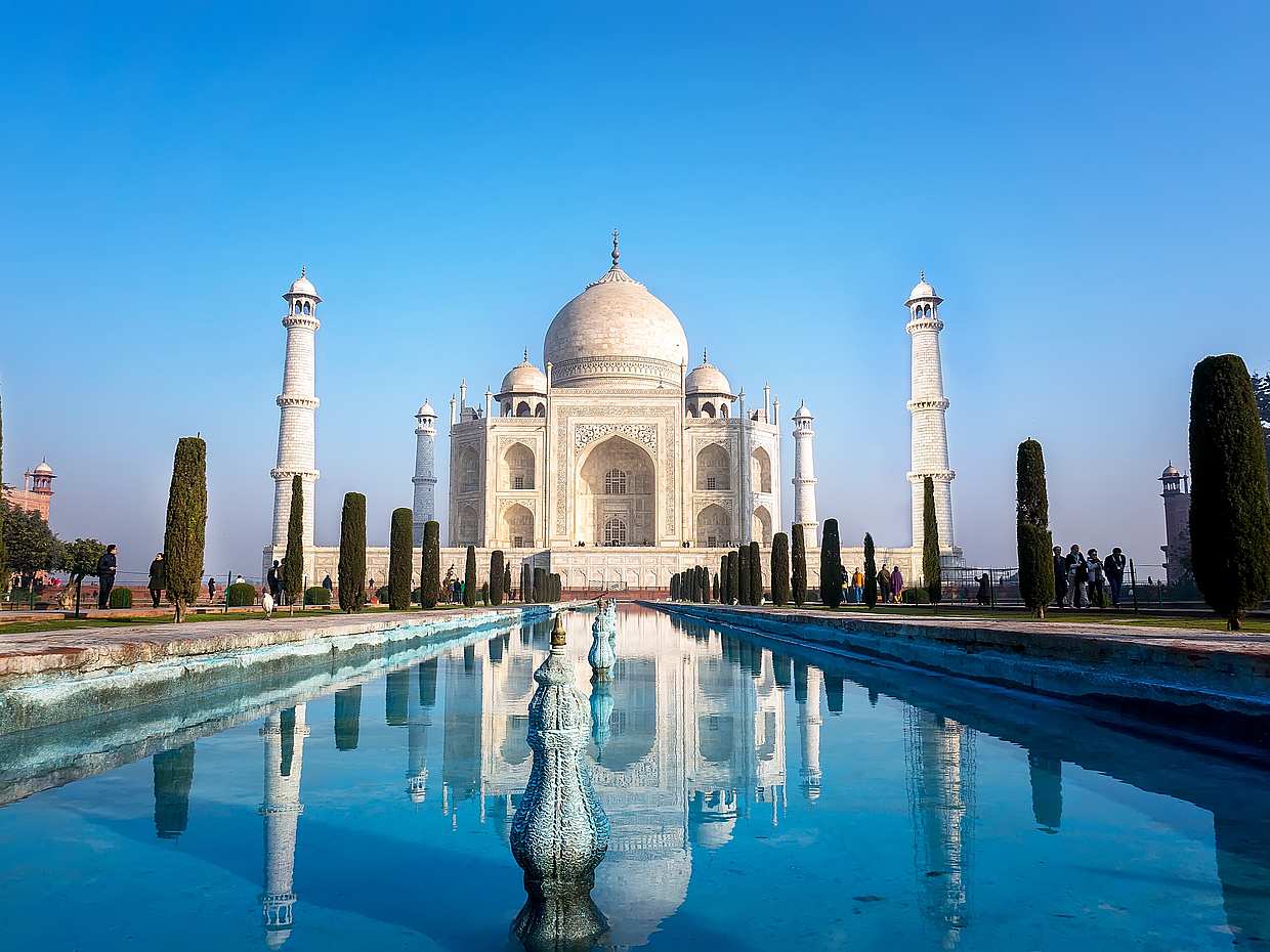 Taj Mahal a Agra Fort Tour z letiště v Dillí v Indii, Nové Dillí.