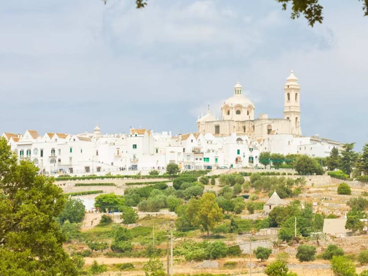 Alberobello, Martina Franca and Locorotondo Guided Tour from Bari in Italy, photo 4