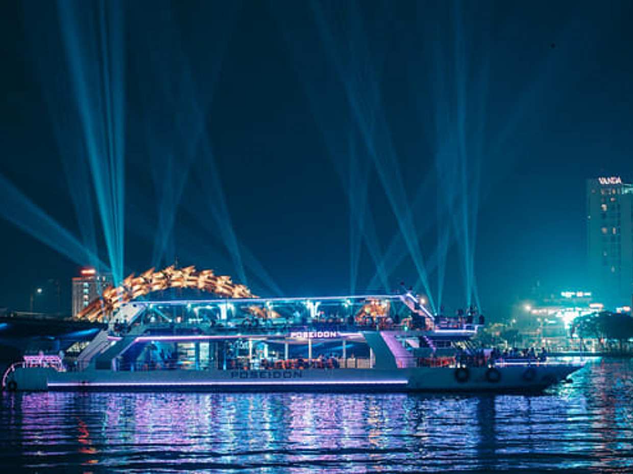 Da Nang: Private Tour Poseidon Dinner Cruise & Hotel Transfer, Vietnam, photo 3