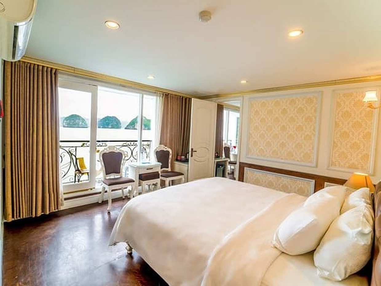 2D/1N at 5 STAR CRUISES: Transfer,Meals, Cave, Island & Beach, Vietnam, photo 3