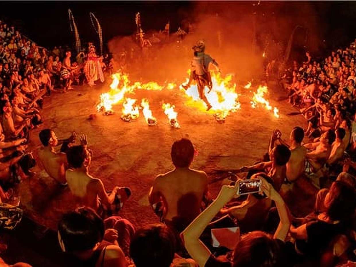 Bali: Water Sport and Uluwatu Sunset with Kecak Dance Day Tour, photo 3