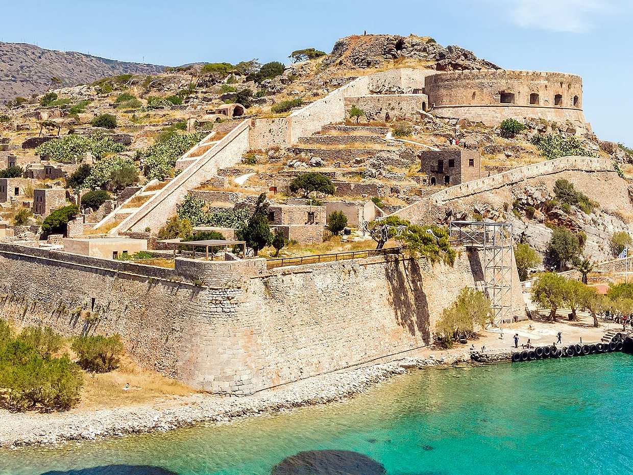 Spinalonga, Piratengrotten en Verborgen Stranden Tour in Griekenland, Heraklion.
, photo 4