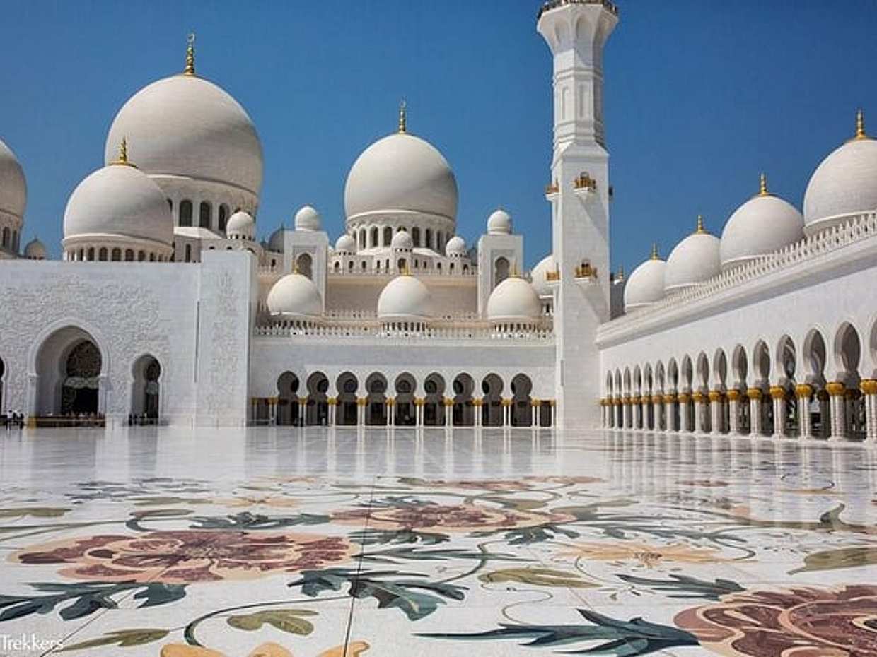 Celodenní prohlídka Abú Dhabí s Velkou mešitou ve Spojených arabských emirátech