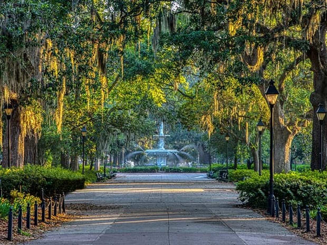Savannah Scavenger Hunt & Highlights Self-Guided Walking Tour