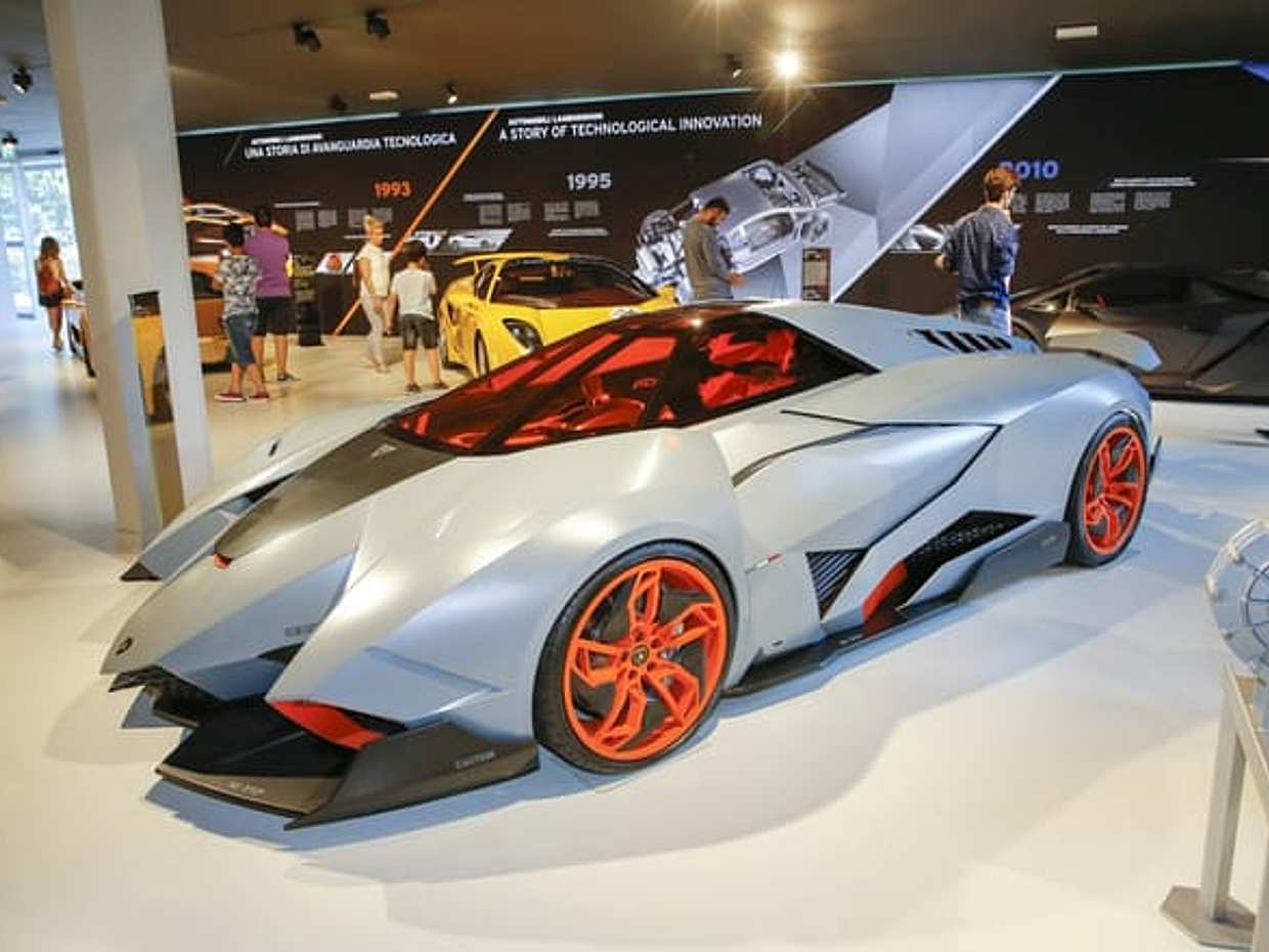 Bologna: Lamborghini Museum Entry Ticket and Factory English Tour, photo 2