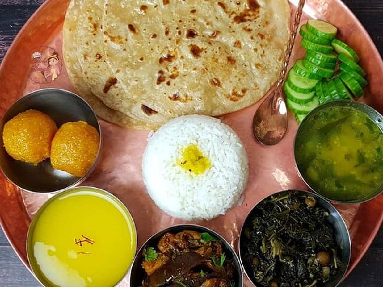 Authentic Indian Dinner in Paris in France, photo 3