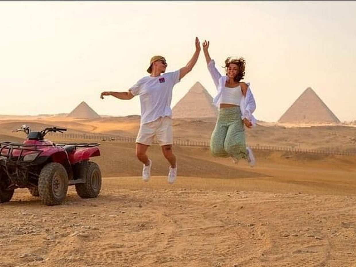 Half Day Giza Pyramids Private Car Tour with Camel