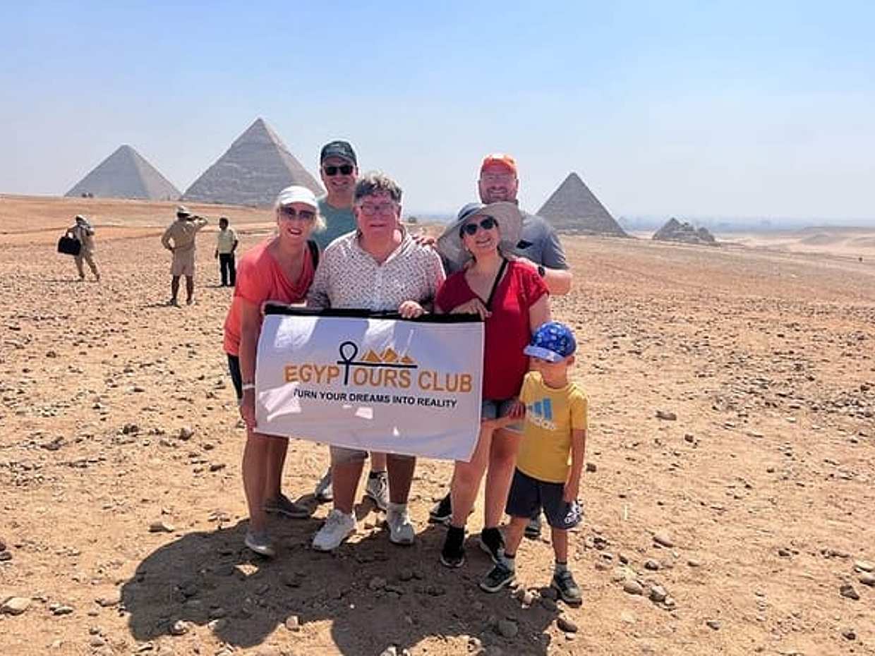 Giza Pyramids and Saqqara Private Tour from Cairo with Memphis, photo 2