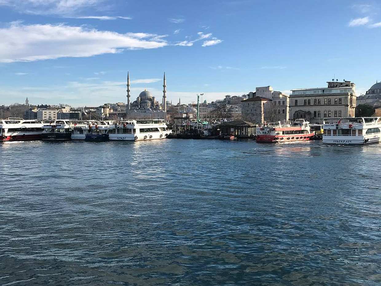 Bosphorus Private Yacht Cruise in Istanbul, Türkiye, photo 5
