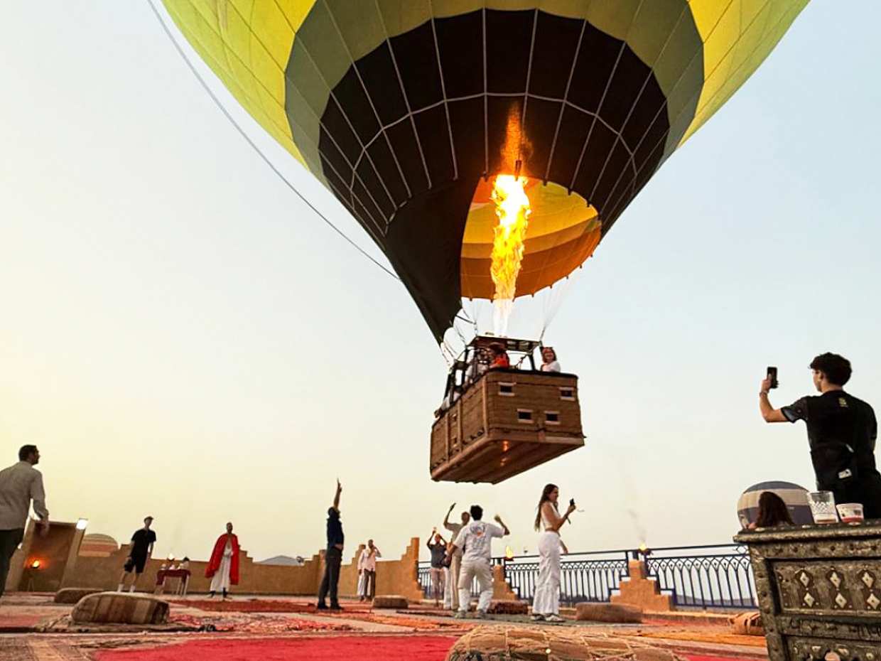 Hot Air Balloon Ride with Traditional Berber Breakfast in Marrakesh in Morocco