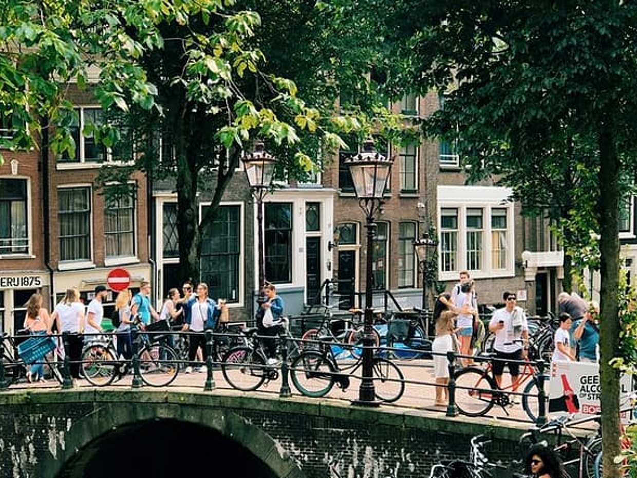 Amsterdam's Unexpected Treasures Private Walking Tour