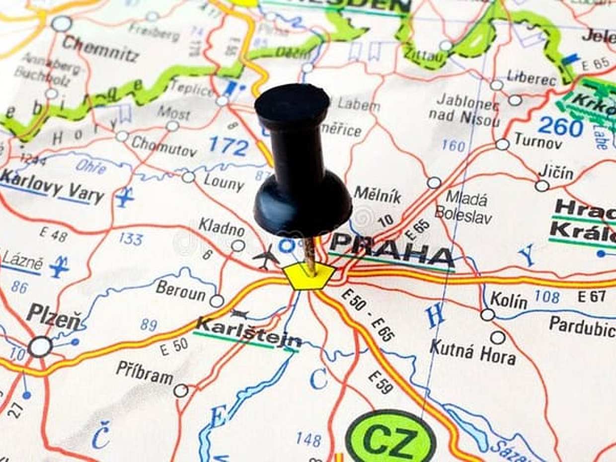 Frankfurt to Prague 1-Way Private Transfer with Sightseeing Stop, photo 2