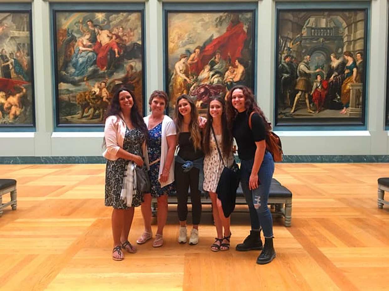 Louvre Museum Private Tour for Kids and Families, photo 5