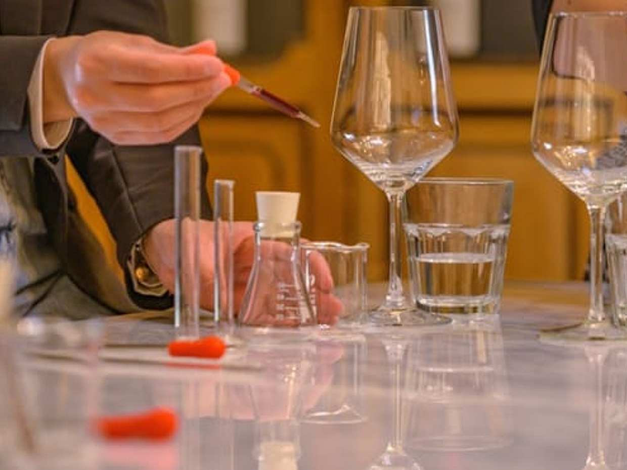 Blend Your Own Wine: Exclusive Small-Group Experience, photo 2