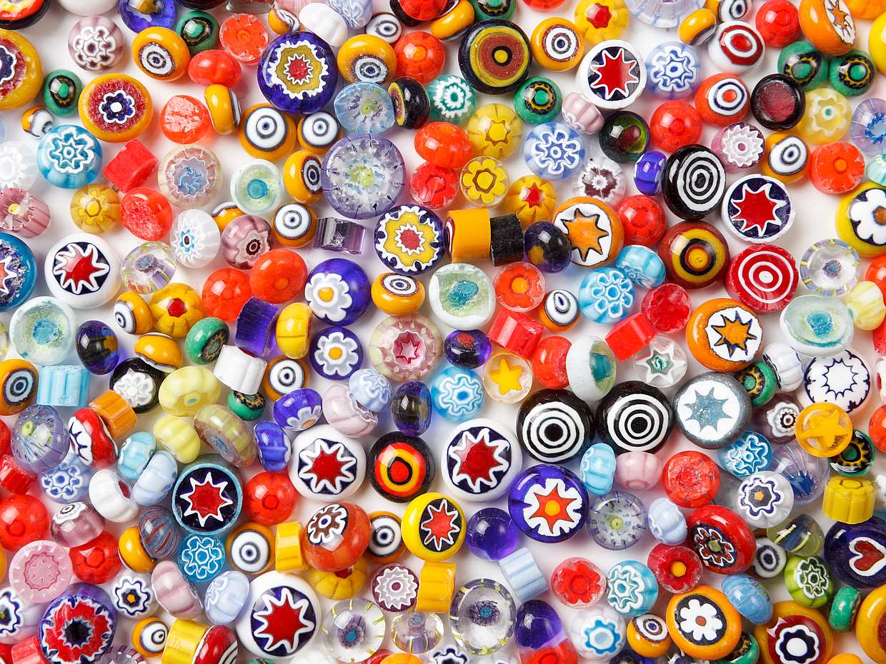 Visita a pie al taller de vidrio soplado de Murano en Italia, fábrica de soplado de vidrio.
, photo 3