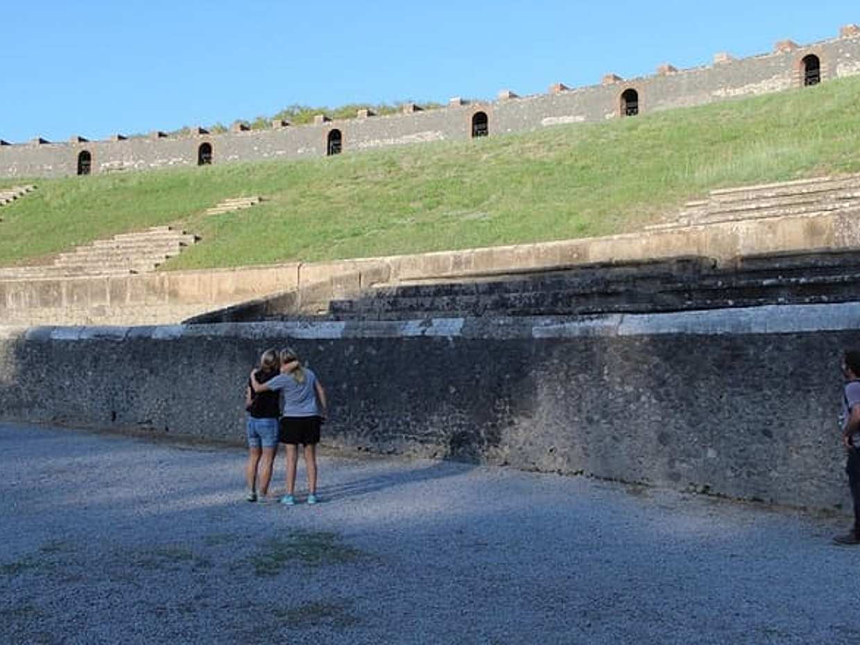 Pompeii tour and wine tasting, photo 4