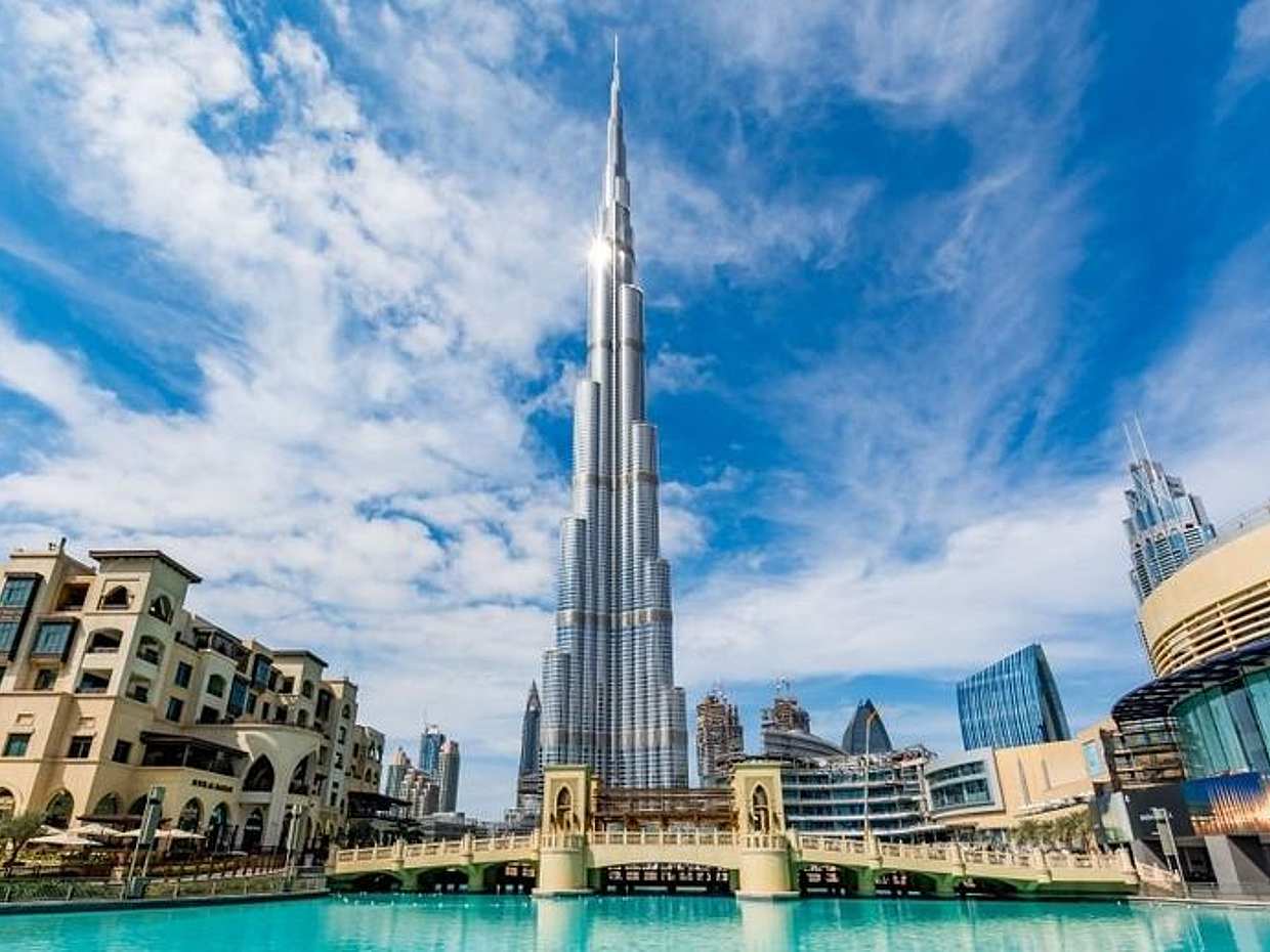 Burj Khalifa 124 & 125 Floor NON-PRIME + Under Water Zoo Combo in United Arab Emirates, Dubai