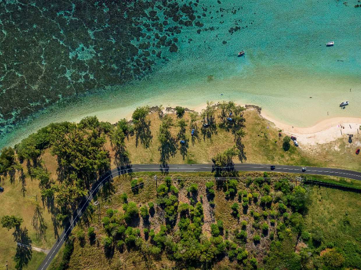6-Sitzer privater Unterwasserfall-Helikopterrundflug von Chamarel in Mauritius
, photo 5
