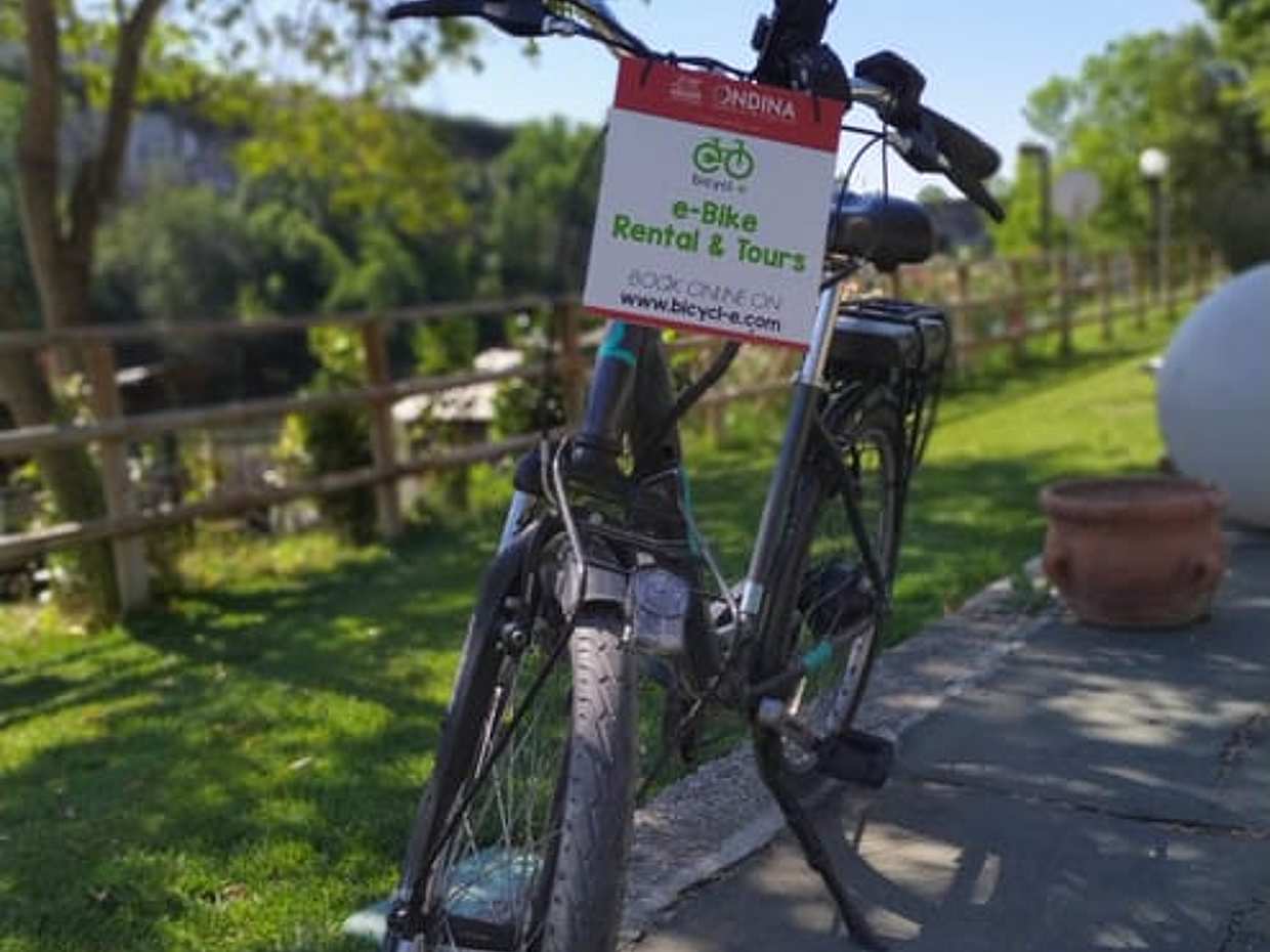 Elektrische Fietsverhuur bij Lungotevere, photo 4