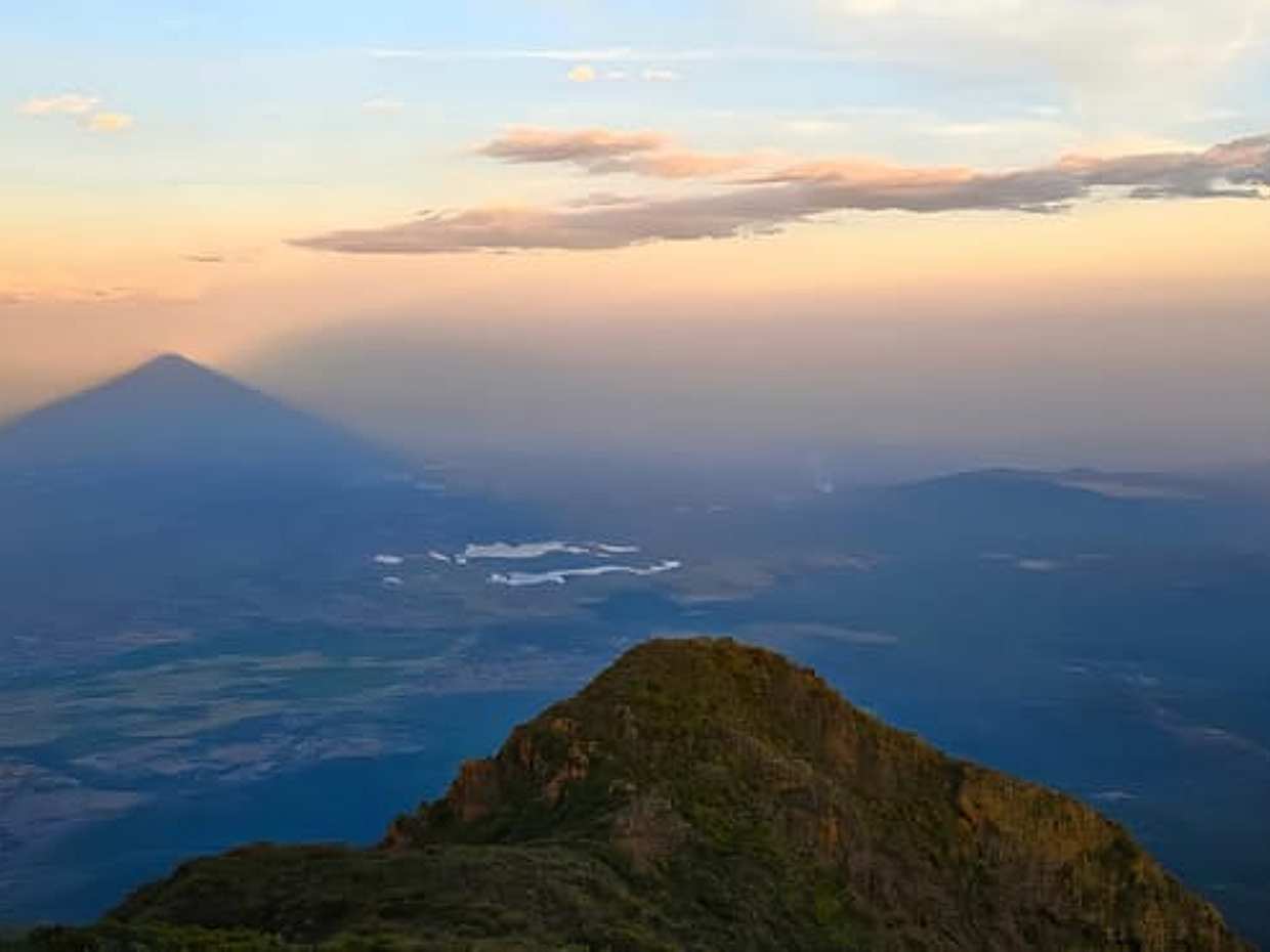 Monte Meru, 3 giorni, tour privato di lusso | Parco nazionale di Arusha, Tanzania, photo 4