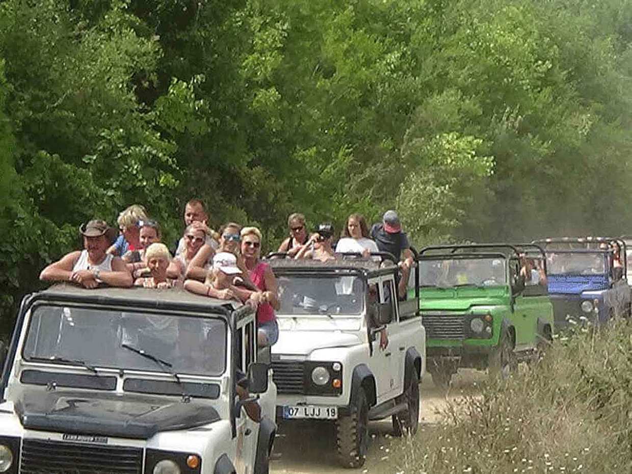 JEEP SAFARI και εκδρομή με σκάφος στην Green Lake στην Τουρκία, Αλάνια, photo 3