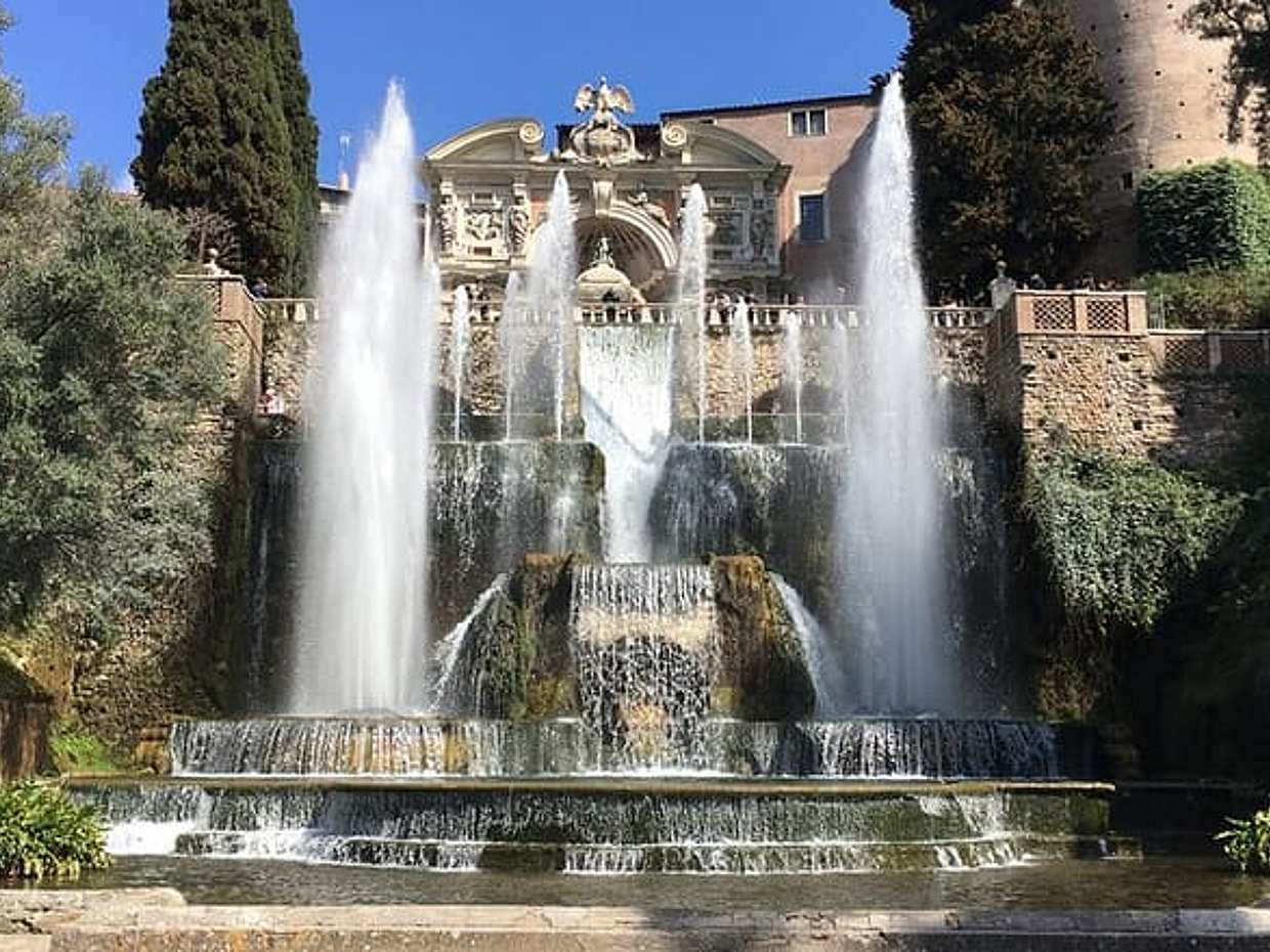 Tivoli Gardens and Hadrian's Villa full day guided tour