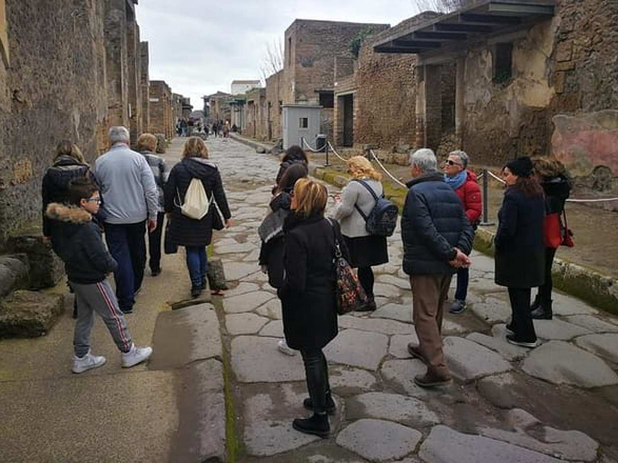 Mount Vesuvius Shore Tour, Pompeii & Winery Vesuvius Winery, photo 2