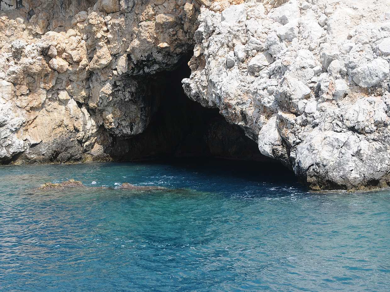 All Inclusive Alanya Boat Tour with Lunch and Soft Drinks in Turkey, photo 4