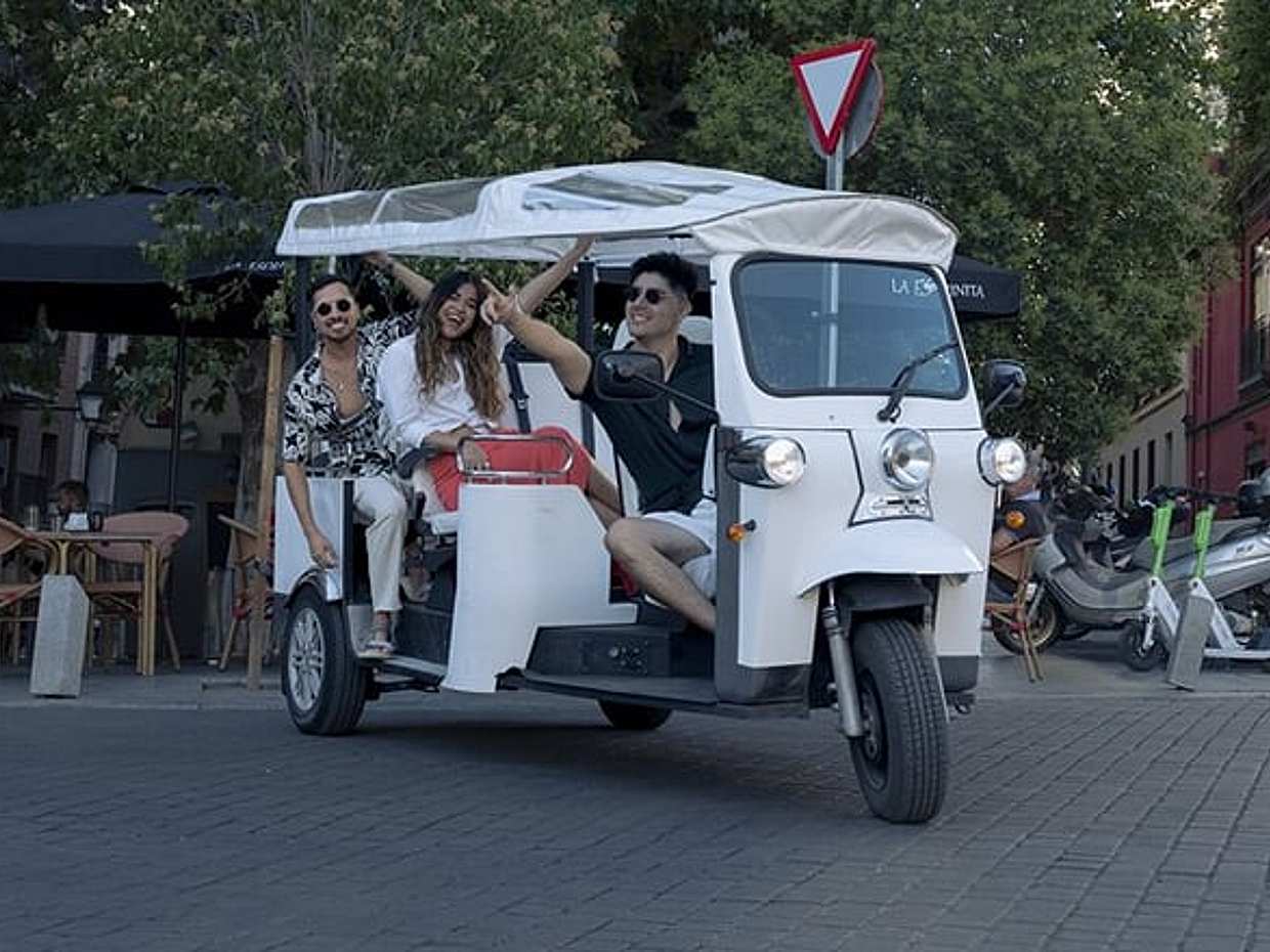 "Exclusive Panoramic Views in Tuk Tuk", photo 2