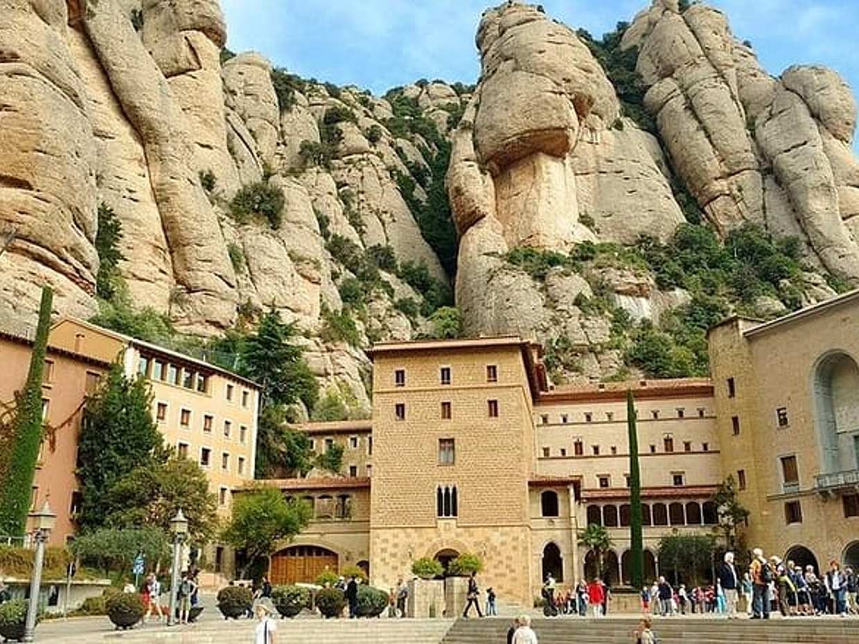 Montserrat, Sagrada Familia & Barcelona Private Tour - From Salou/Tarragona, photo 4