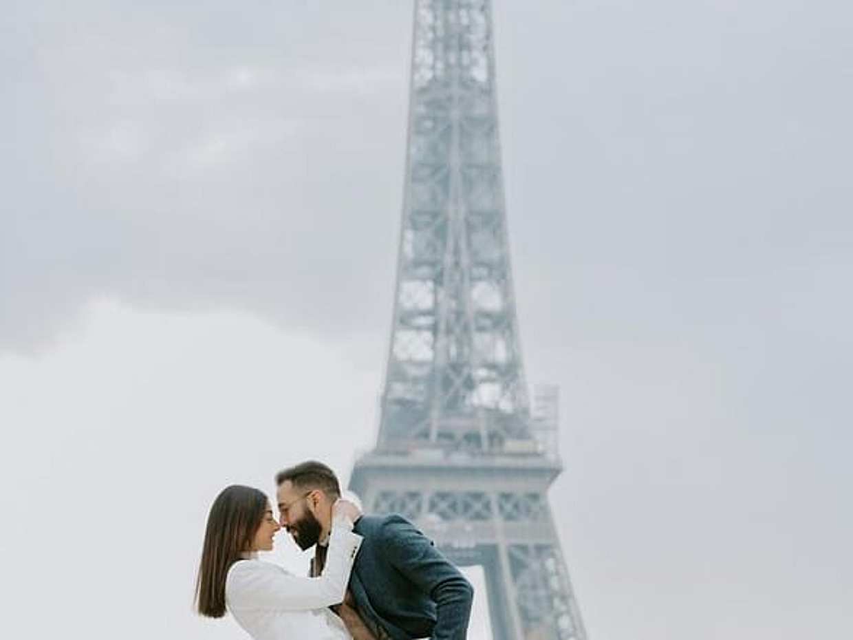 4 Hour Photoshoot by Professional Photographer with Wine Tasting, photo 2