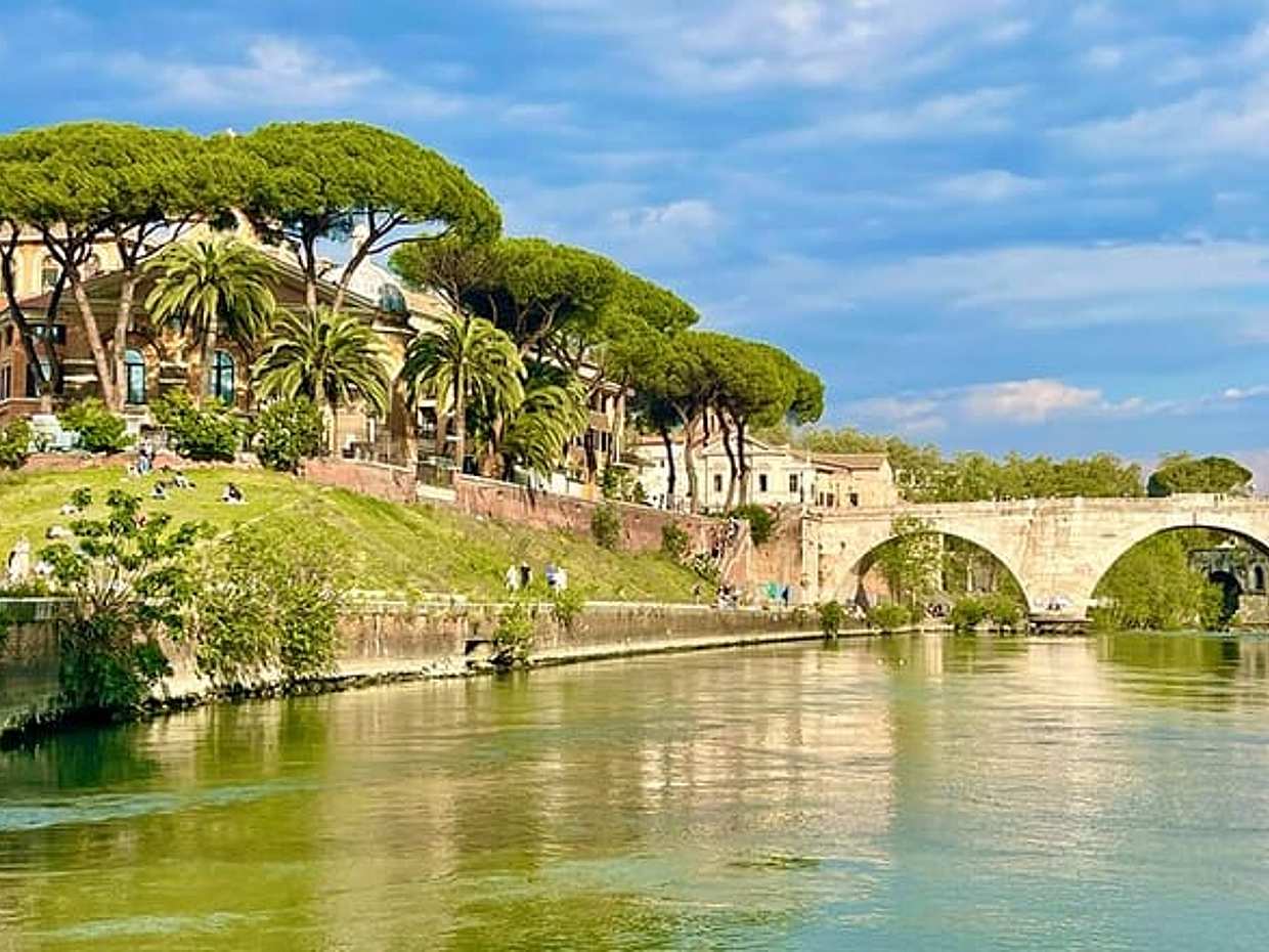 Rome Tiber River Boat Ride and Underground Catacombs Guided Tour, photo 5