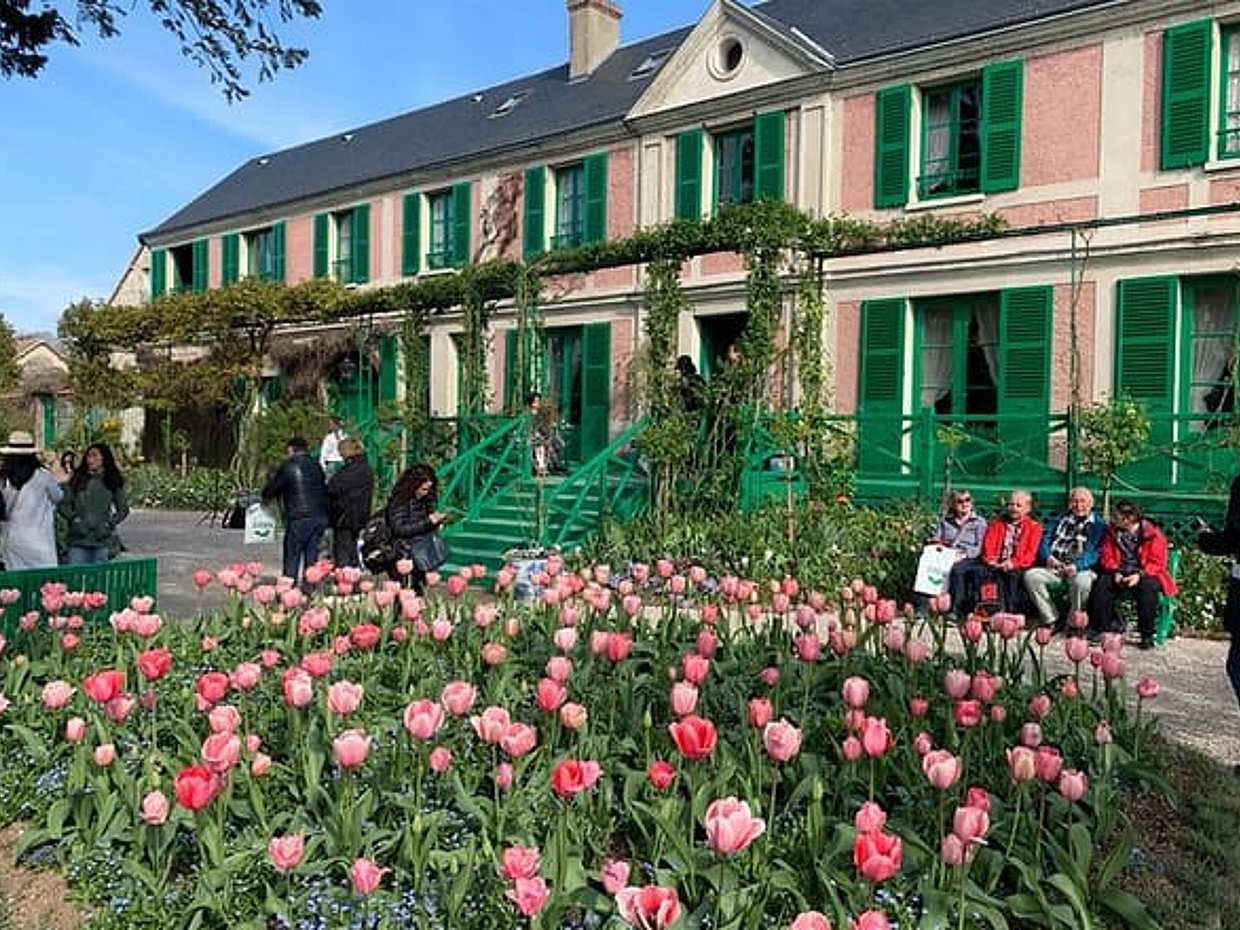 Versailles Palace and Giverny Private Guided Tour from Paris, photo 2