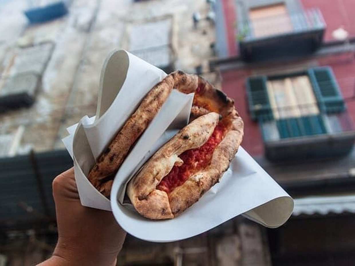 Naples Walking Tour and Street Food Market, photo 2