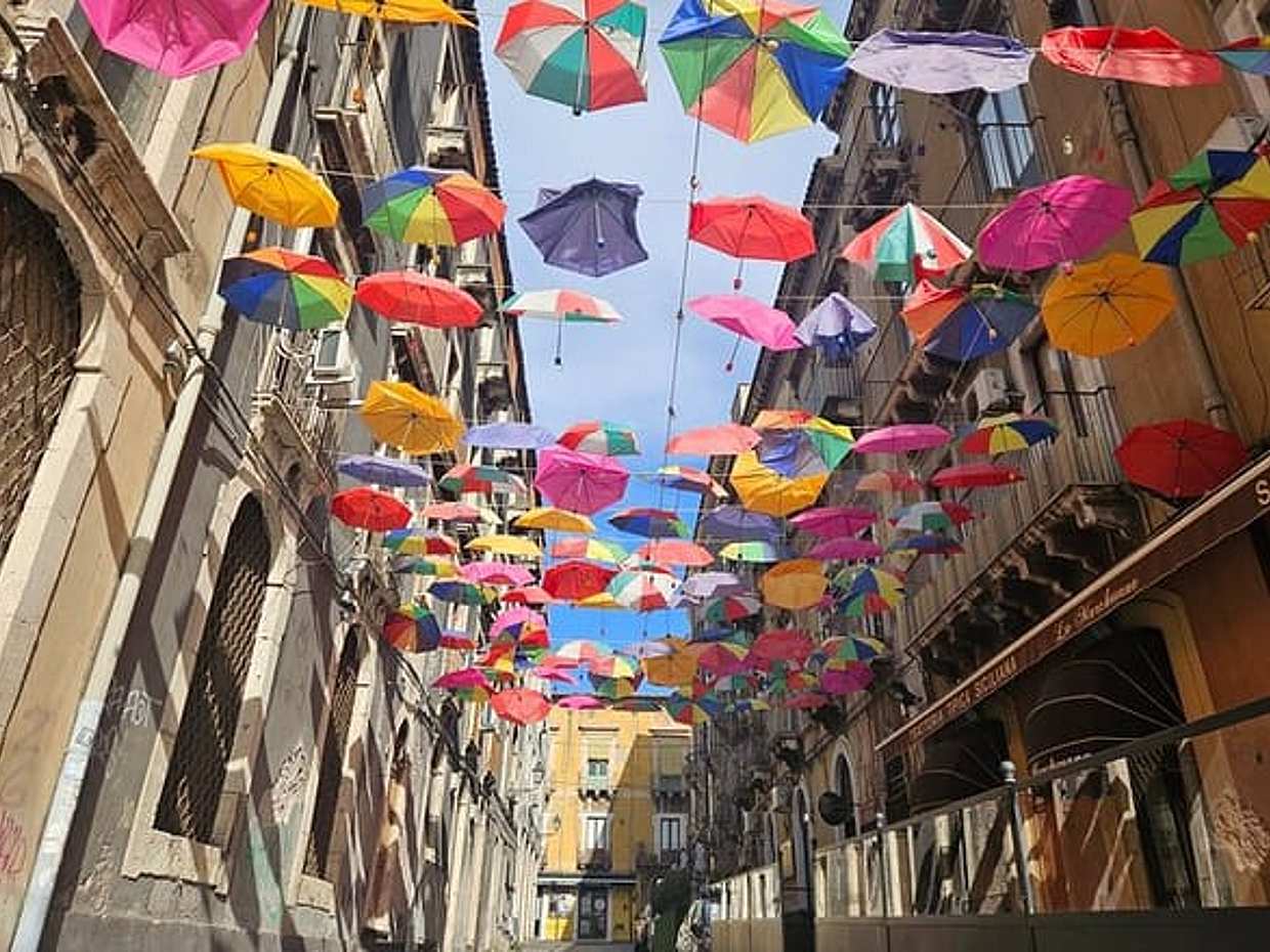 Half Day Catania Gastronomic and Cultural Tour from Taormina in Italy