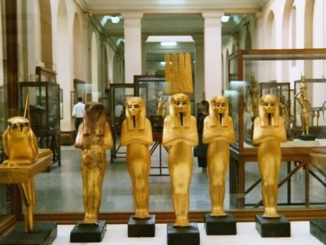 Full-day Tour - Giza pyramids, Egyptian Museum & Khan El Khalili Bazaar, Cairo, photo 2