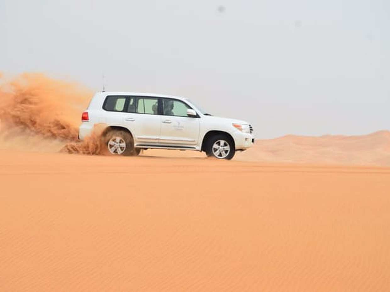 Abu Dhabi Morning Desert Safari with Sandboarding, photo 2