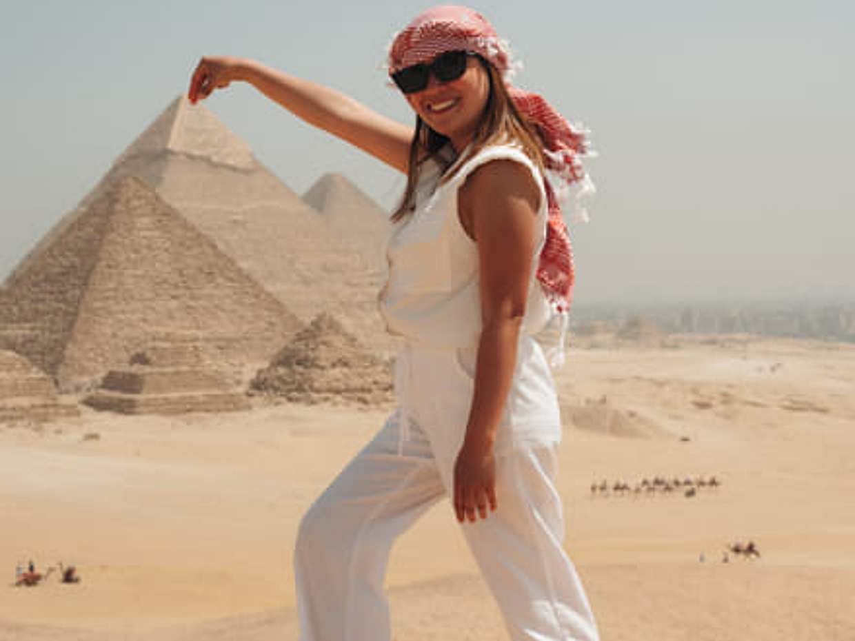 Half Day to Giza Pyramids & Sphinx, Camel Ride, Rooftop Lunch