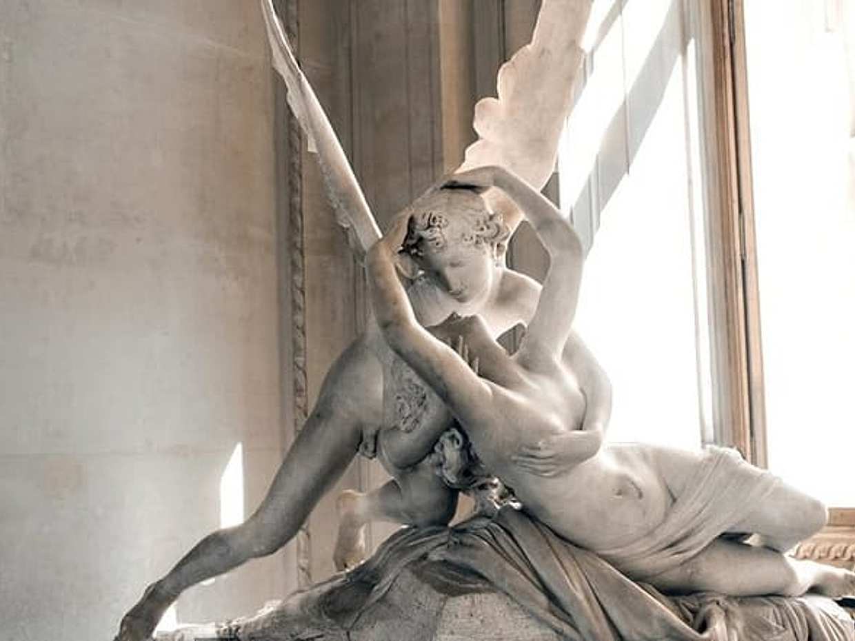 8 hours Paris Tour with Louvre Museum, Saint-Germain-des-Pres and Dinner cruise, photo 3